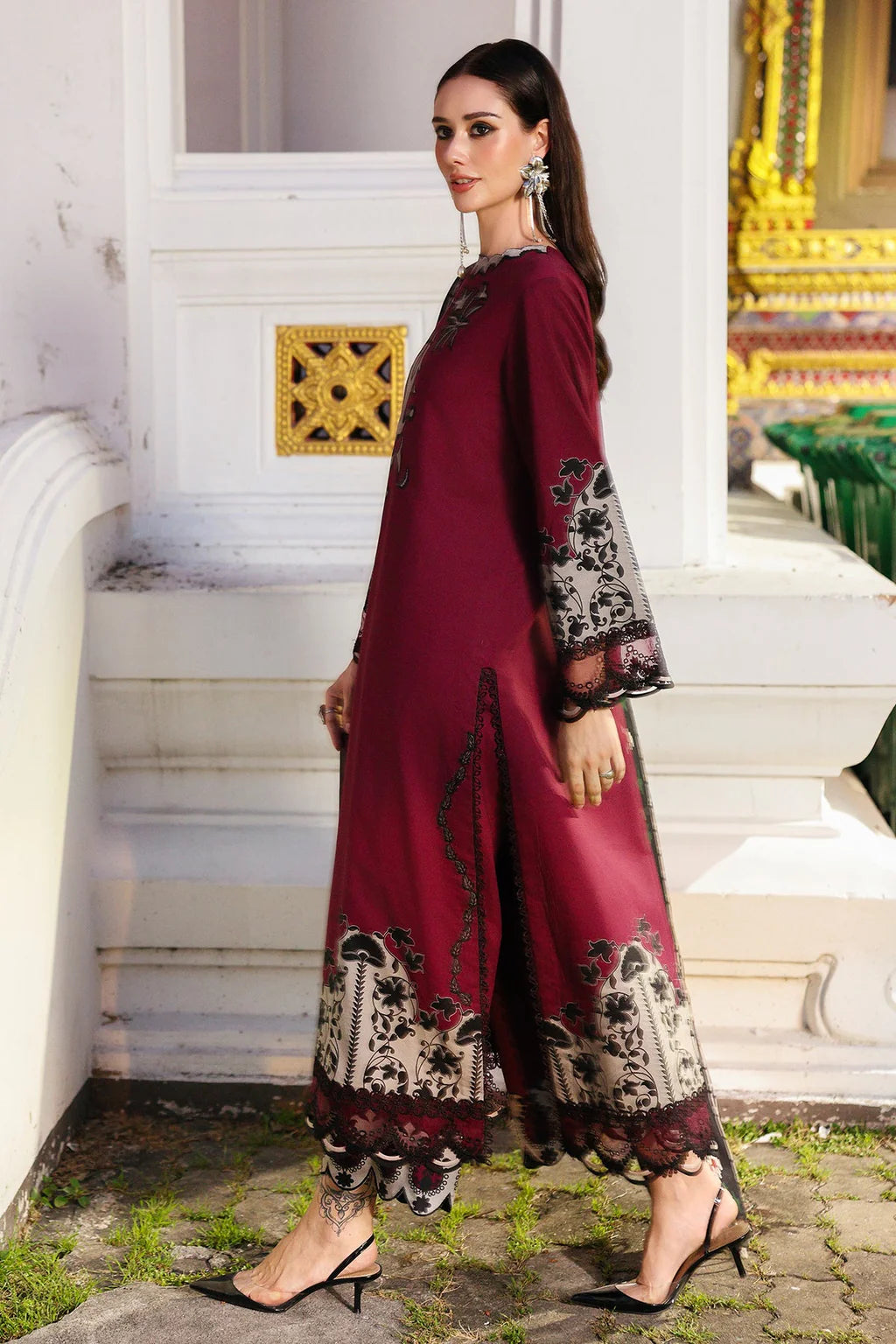 CHARIZMA-3PC KHADDAR PRINTED SHIRT WITH KHADDAR PRINTED DUPATTA AND PRINT TROUSER-UR-1215