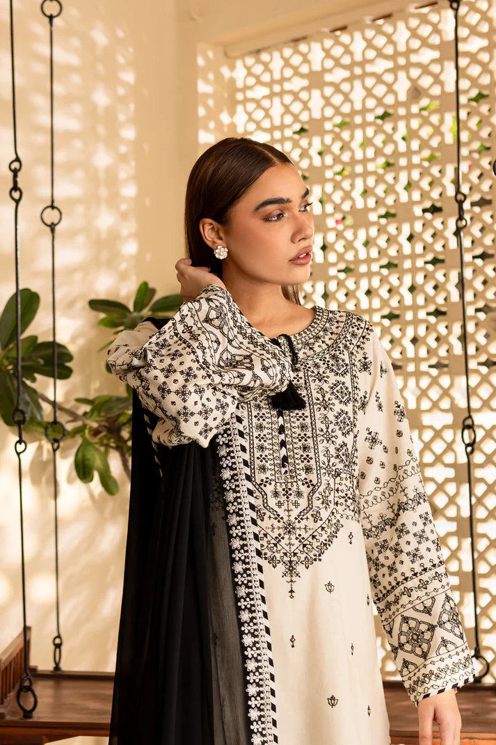 BATIK-3PC LAWN EMBROIDERED SHIRT WITH CHIFFON EMBROIDERED DUPATTA AND TROUSER-UR-2812