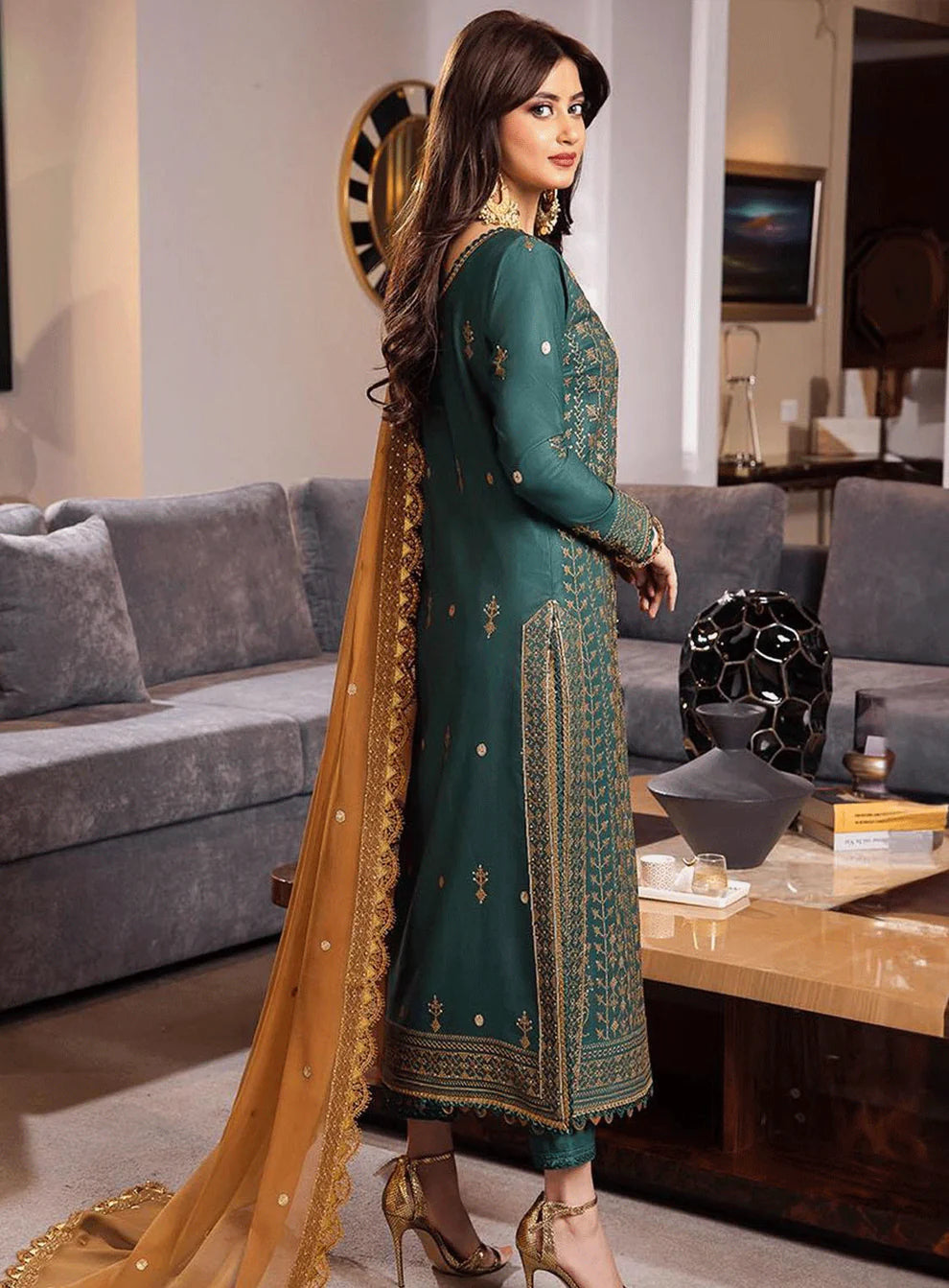 ASIM JOFA -3PC LAWN EMBROIDERED WITH BAMBER CHIFFON EMBROIDERED DUPATTA-UR-2543