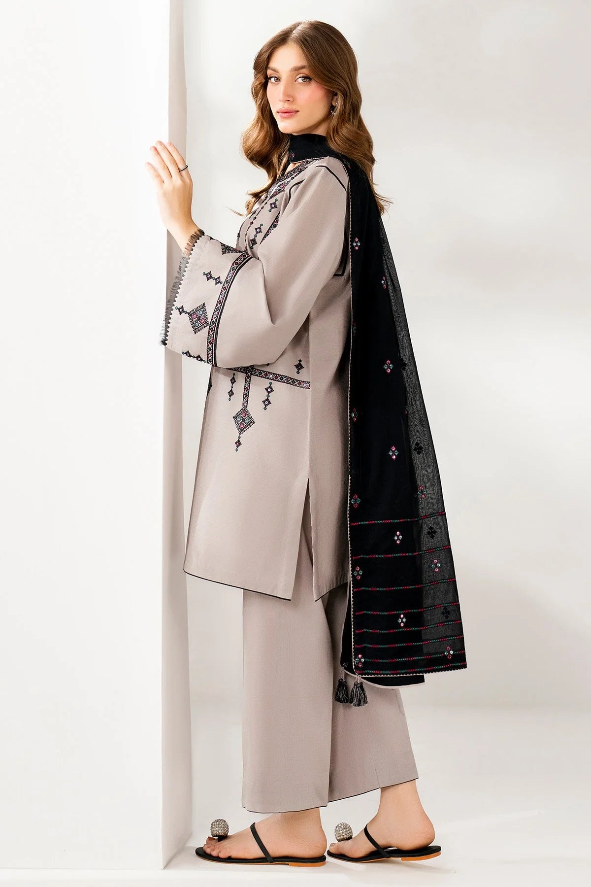 JAZMIN-3PC DHANAK EMBROIDERED SHIRT WITH CHIFFON EMB DUPATTA AND TROUSER-UR-4053