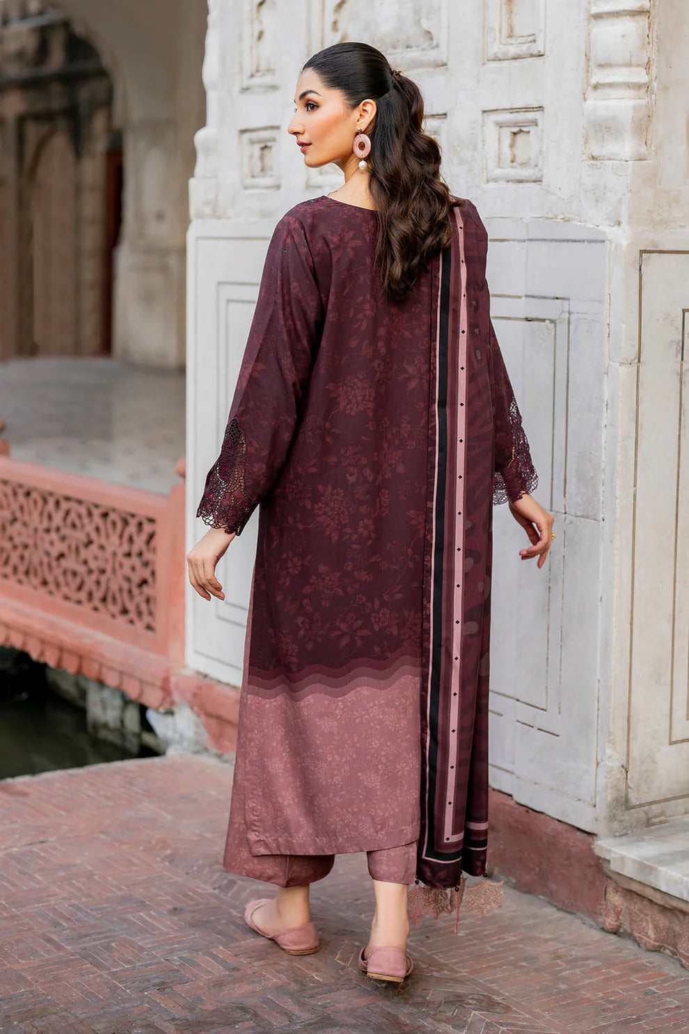 BAROUQUE- 3PC KARANDI PRINTED SHIRT WITH KARANDI PRINTED DUAPTTA AND TROUSER-TANA-1721
