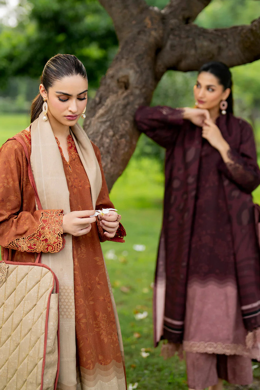 BAROUQUE- 3PC KARANDI PRINTED SHIRT WITH KARANDI PRINTED DUAPTTA AND TROUSER-TANA-1721