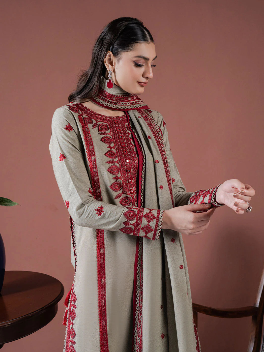 Asim Jofa-Lawn 3pc Embroidered Shirt With Lawn Embroidered Dupatta & Embroidered Trouser-UR-2505