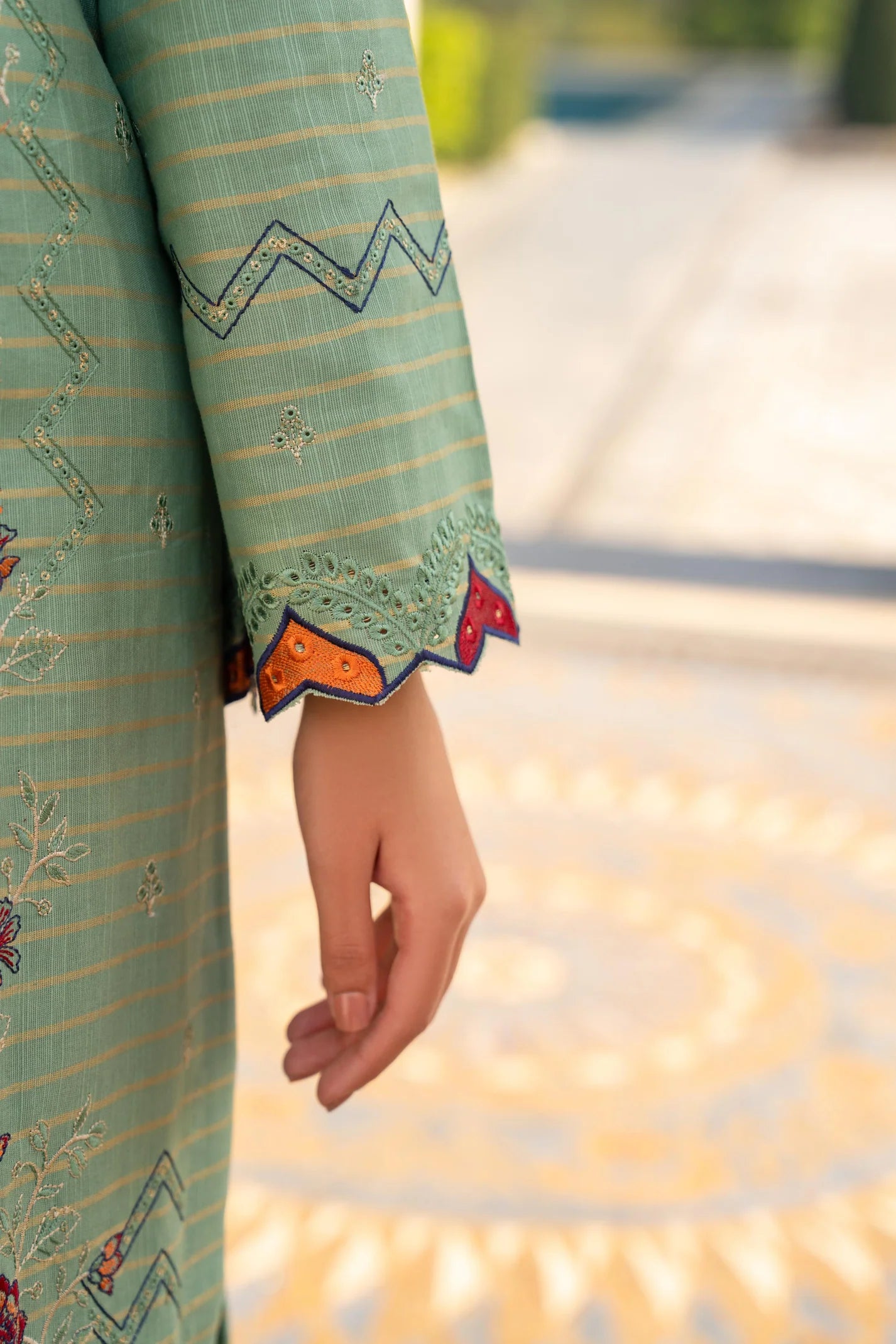 TANA BANA-3PC KHADDAR EMBROIDERED SHIRT WITH VELVET EMBROIDERED READY TO WEAR SHAWL-TBF-1004
