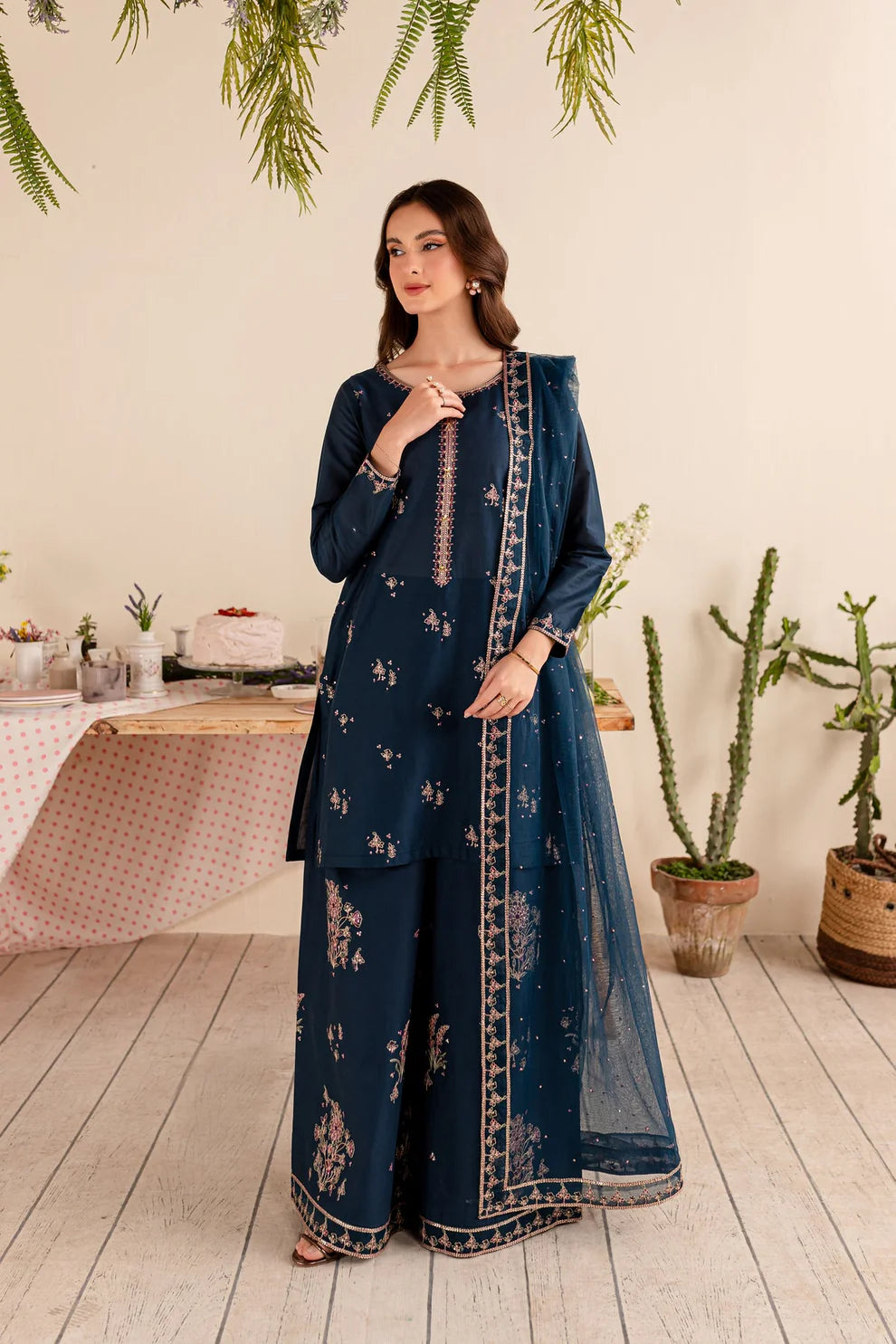 BATIK-3PC LAWN EMBROIDERED SHIRT BAMBER CHIFFON EMBROIDERED DUPATTA AND EMB TROUSER-UR-2633