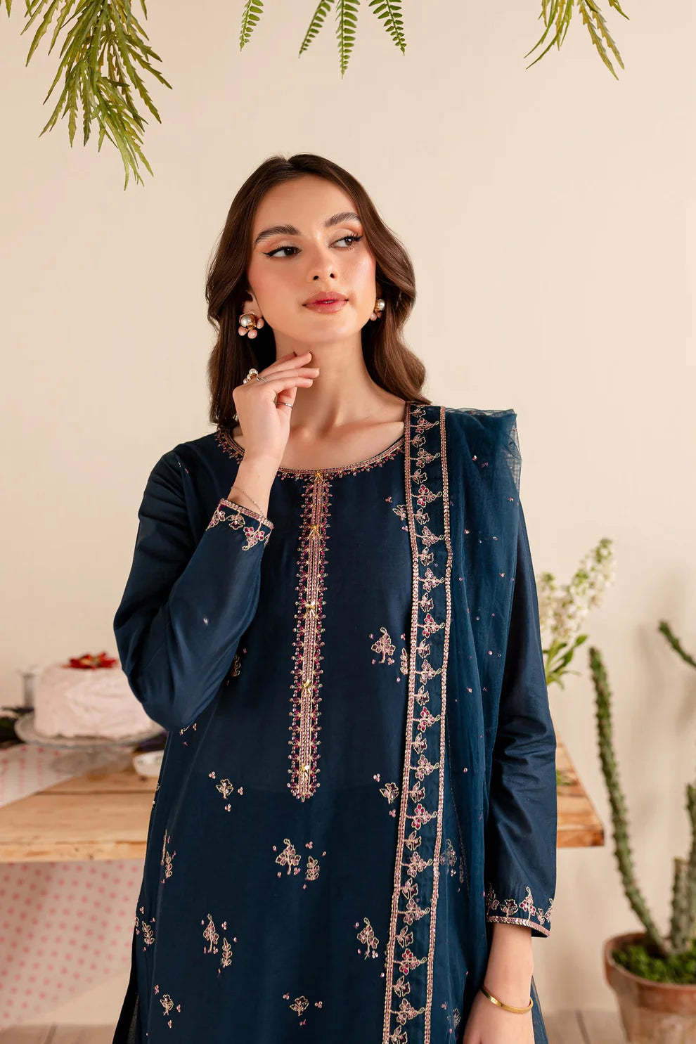 BATIK-3PC LAWN EMBROIDERED SHIRT BAMBER CHIFFON EMBROIDERED DUPATTA AND EMB TROUSER-UR-2633