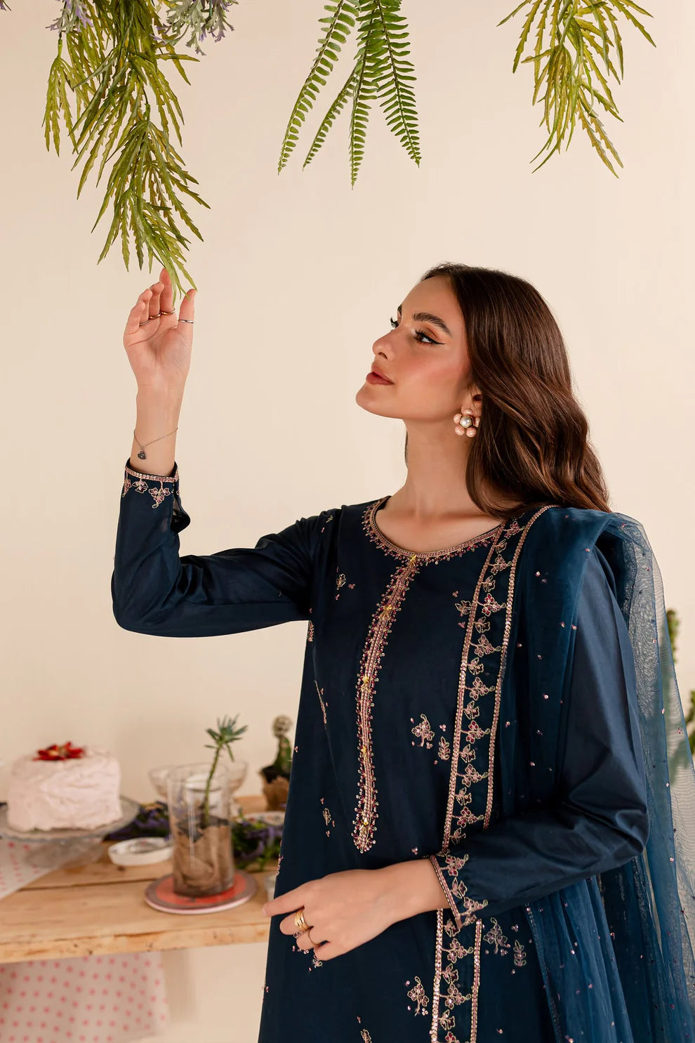 BATIK-3PC LAWN EMBROIDERED SHIRT BAMBER CHIFFON EMBROIDERED DUPATTA AND EMB TROUSER-UR-2633