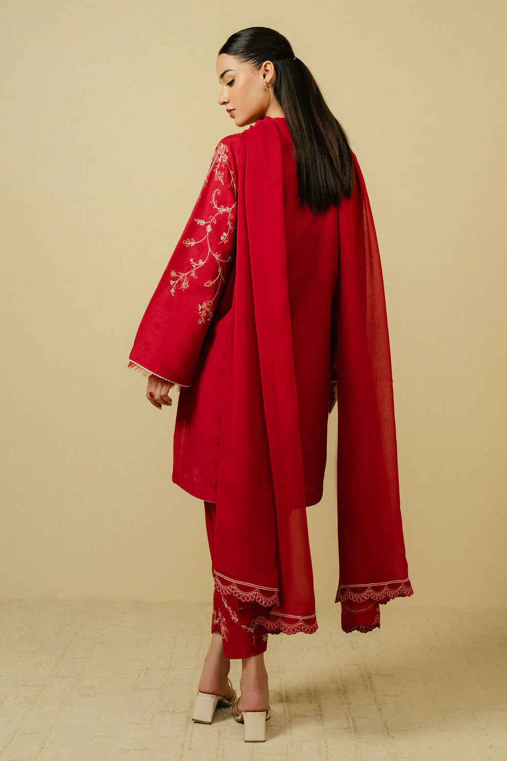 ZAHRA SHAHJAHAN - 3PC DHANAK EMBROIDERED SHIRT DHANAK EMBROIDERED DUPATTA AND TROUSER-TANA-1699-RED