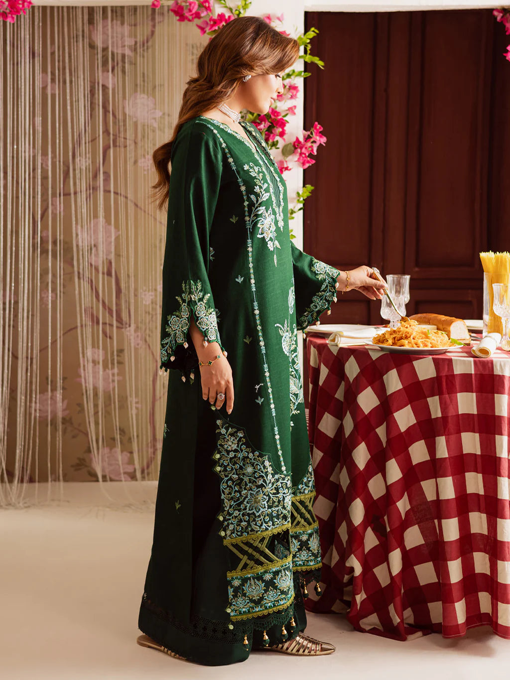 MAHNUR-3PC DHANAK EMBROIDERED SHIRT WITH COURTRAI PRINTED SHAWL & TROUSER-UR-4154