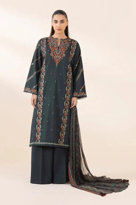 SAPPHIRE-3PC LAWN EMBSAPPHIRE-3PC LAWN EMBROIDERED SHIRT WITH MONARK PRINT DUAPATTA AND TROUSER-2789ROIDERED SHIRT WITH MONARK PRINT DUAPATTA AND TROUSER