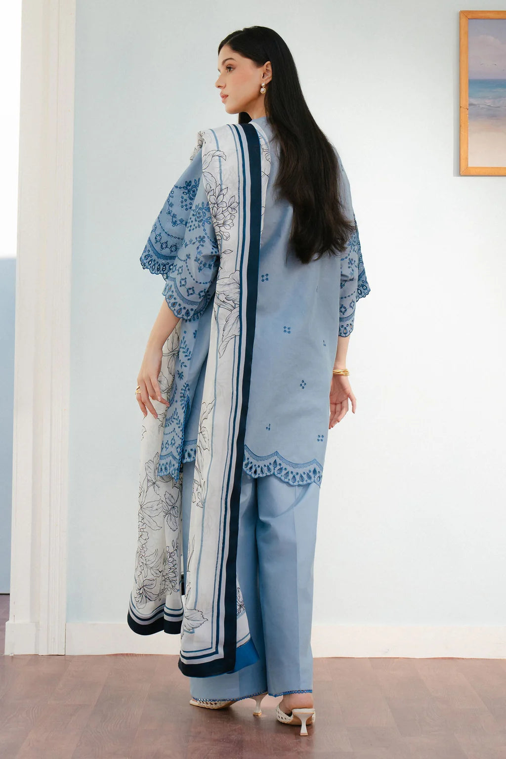 ZARA SHAH JAHAN-3PC LAWN EMBROIDERED SHIRT WITH CHIFFON PRINTED DUPATTA AND TROUSER