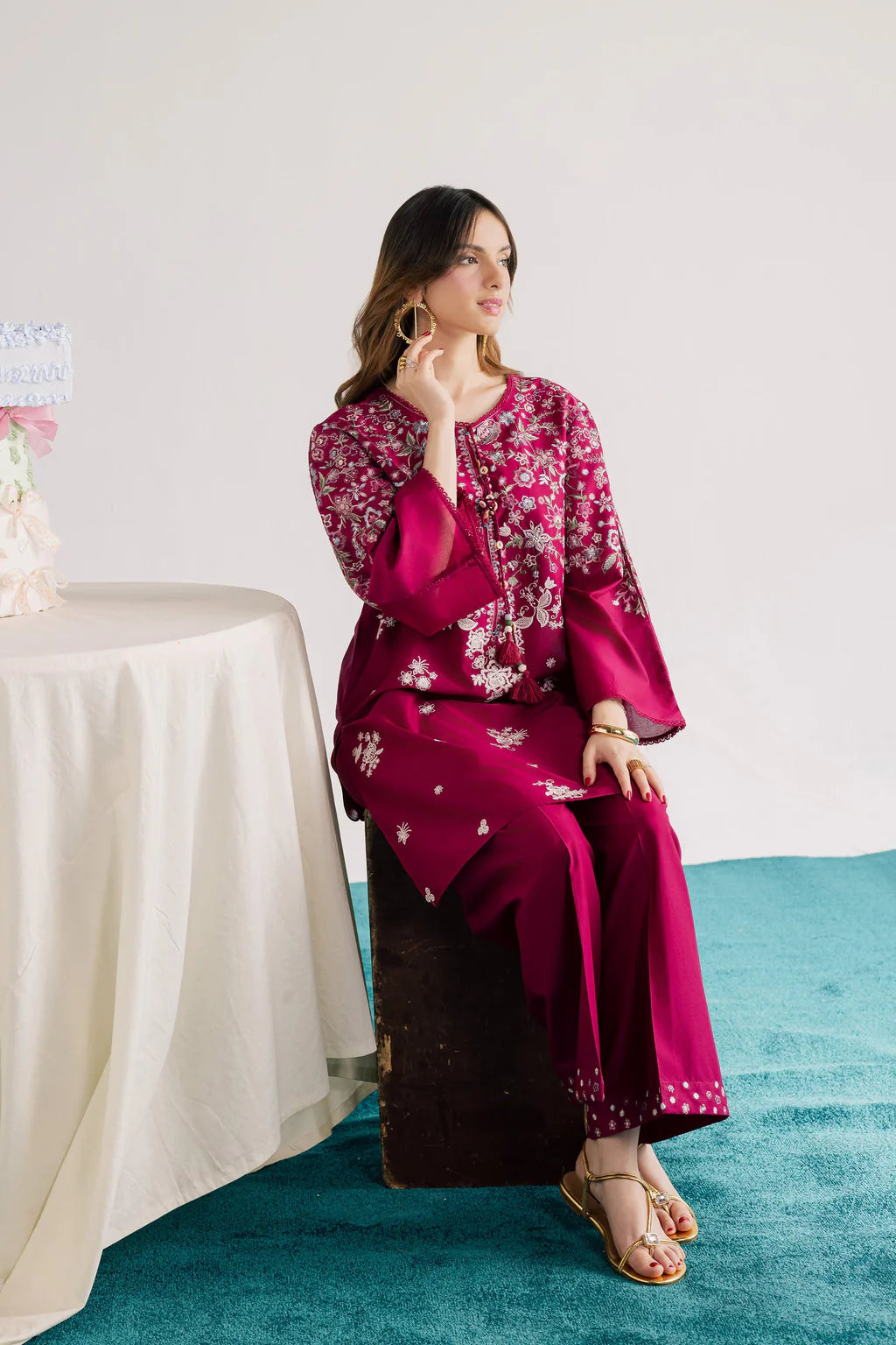 BATIK-2PC LAWN EMBROIDERED SHIRT WITH LAWN EMBROIDERED SLEEVES-UR-4587