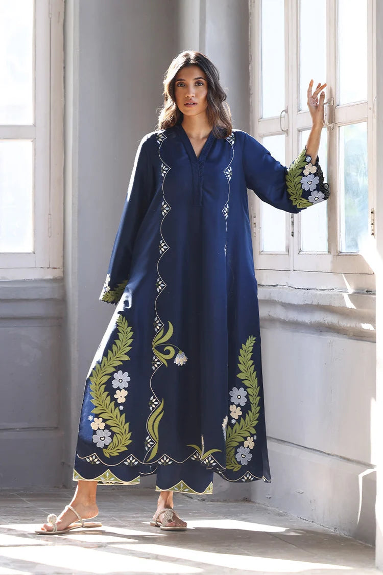 LULUSAR -RAW SILK 2PC -RAW SILK SHIRT EMBROIDRED AND RAW SILK EMBROIDERED TROUSER-UR-123