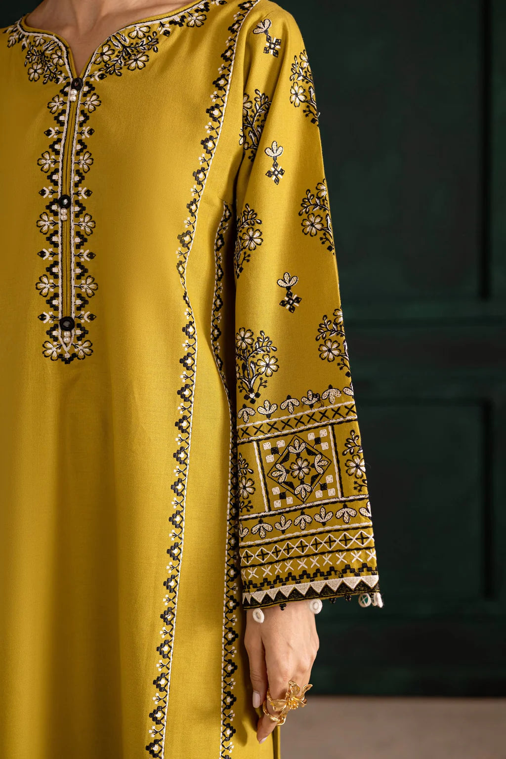 BATIK-2PC DHANAK EMBROIDERED SHIRT WITH DHANAK EMBROIDERED TROUSER-UR-145