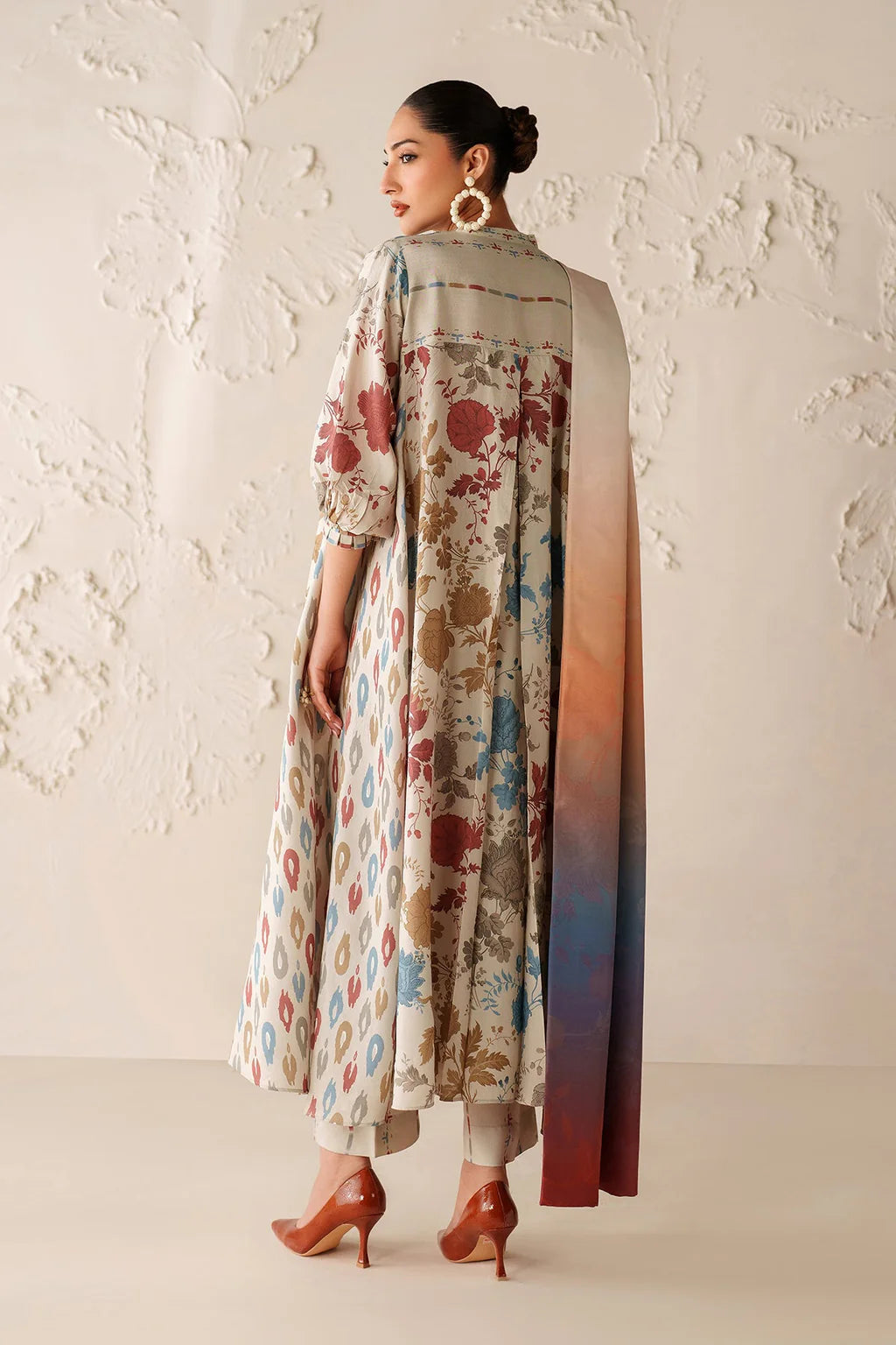 BAROQUE-3PC VISCOSE PRINTED SHIRT WITH VISCOSE PRINTED DUPATTA AND TROUSER-UR-1609