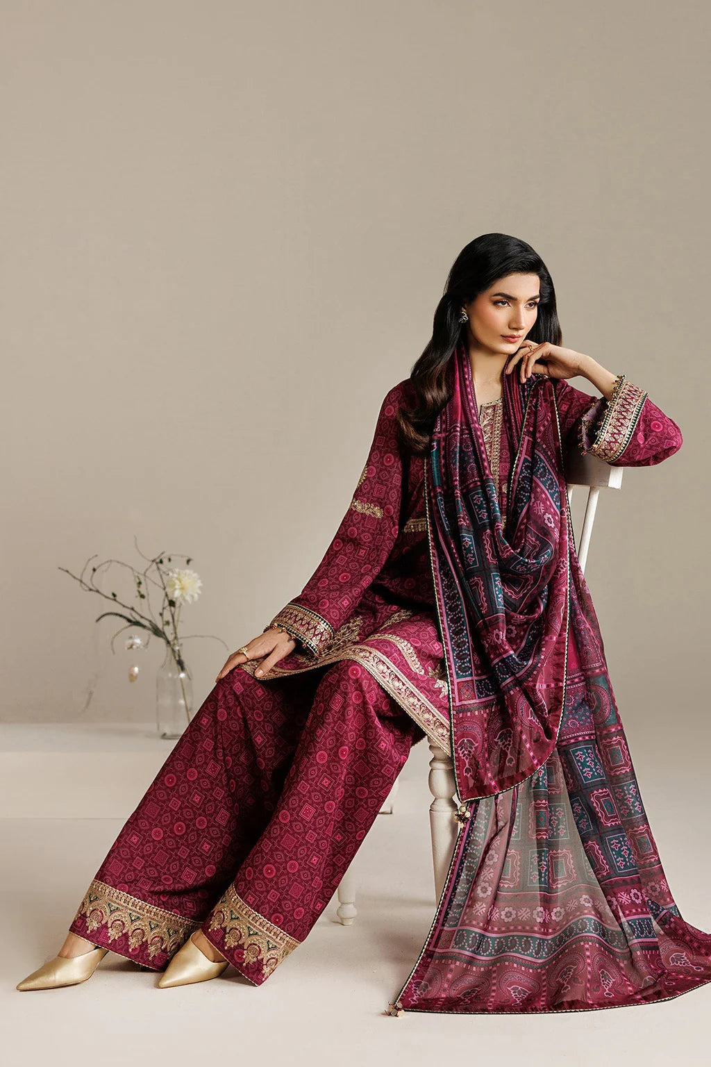 JAZMIN-3PC LAWN PRINTED EMBROIDERED SHIRT WITH BLOSSOM PRINT DUPATTA AND PRINT EMB TROUSER-UR-587