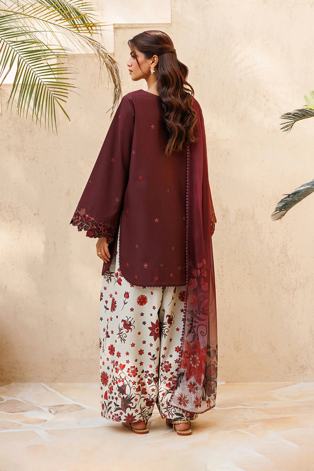 IZNIK-3PC LAWN EMBROIDERED SHIRT WITH SILK PRINTED DUPATTA AND PRINTED TROUSER-UR-508