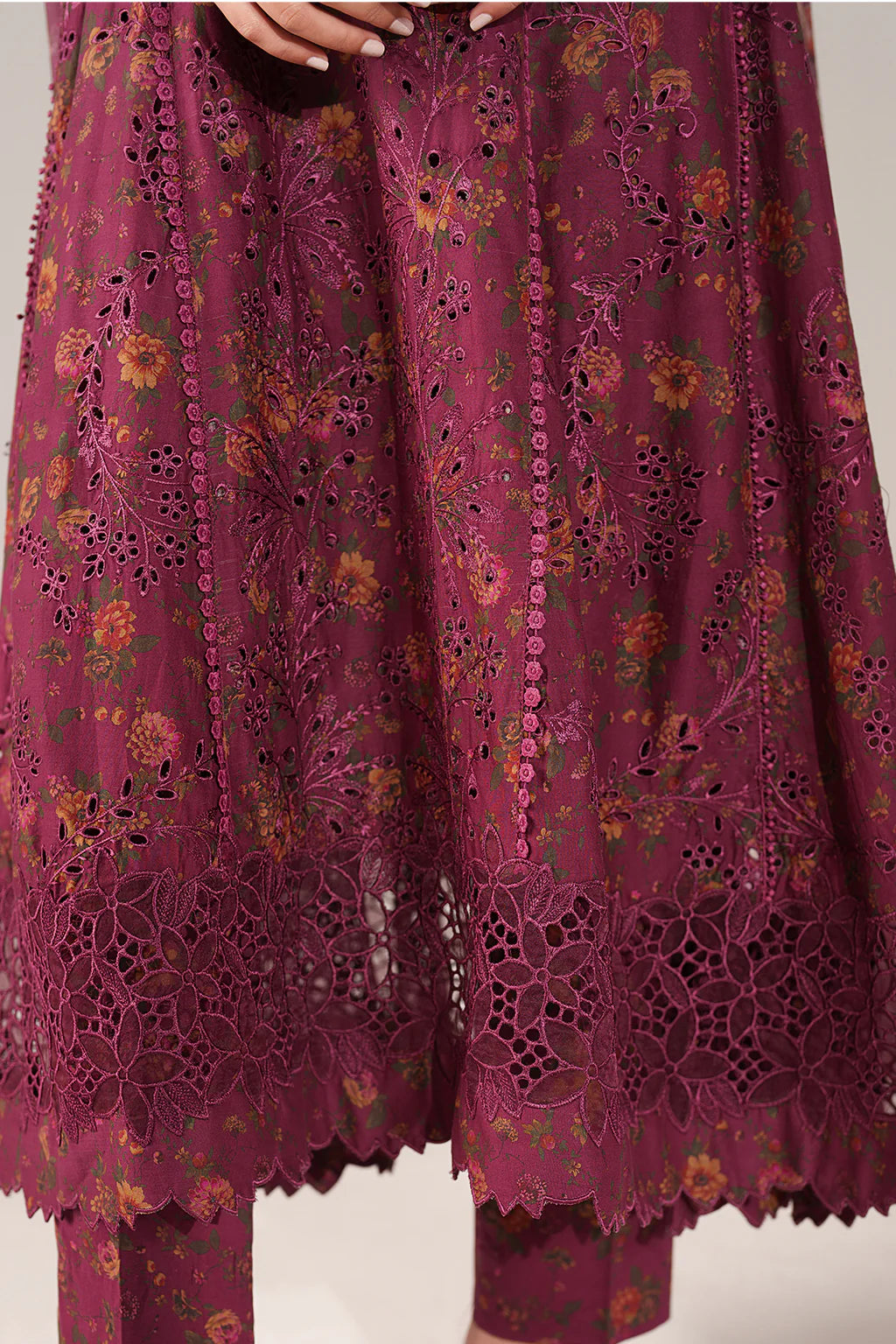 IZNIK-3PC LAWN PRINTED CHIKAN EMB FROCK WITH SILK PRINTED DUPATTA AND TROUSER-UR-547