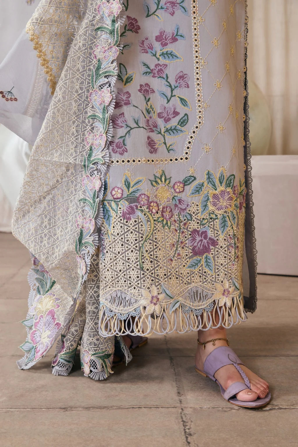 MARYAM HUSSAIN-3PC LAWN EMBROIDERED SHIRT WITH KHADDI NET EMB DUPATTA AND TROUSER-UR-4259