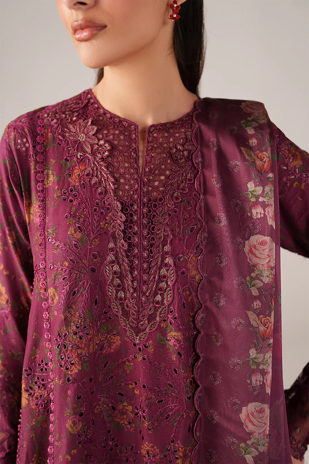 IZNIK-3PC LAWN PRINTED CHIKAN EMB FROCK WITH SILK PRINTED DUPATTA AND TROUSER-UR-547
