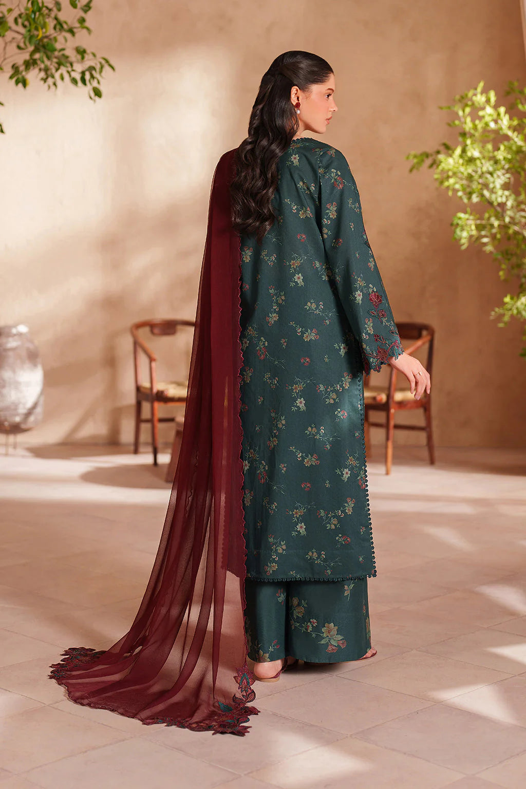 IZNIK-3PC LAWN EMB PRINTED SHIRT WITH CHIFFON EMBROIDERED AND PRINTED TROUSER-UR-529