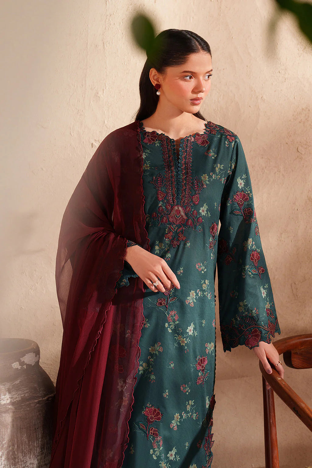 IZNIK-3PC LAWN EMB PRINTED SHIRT WITH CHIFFON EMBROIDERED AND PRINTED TROUSER-UR-529