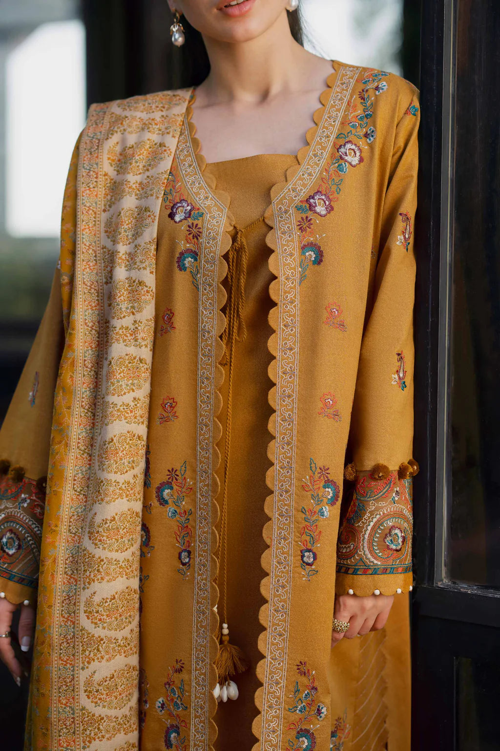 NISHAT-3PC KHADDAR EMBROIDERED SHIRT WITH COURTRAI PRINTED SHAWL & TROUSER-UR-4367