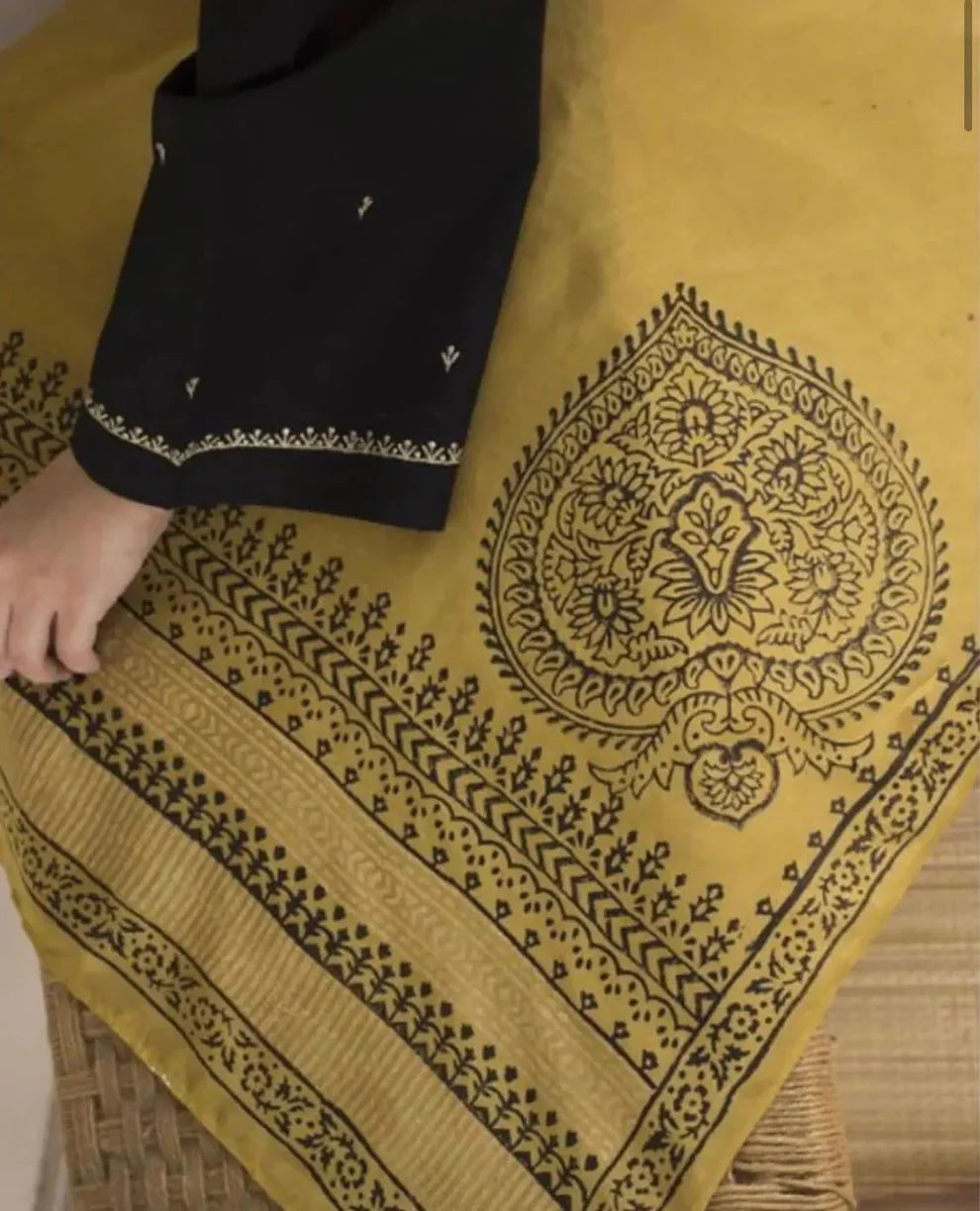 AISLING -3PC LAWN EMBROIDERED SHIRT WITH LAWN PRINT DUPATTA-UR-2512
