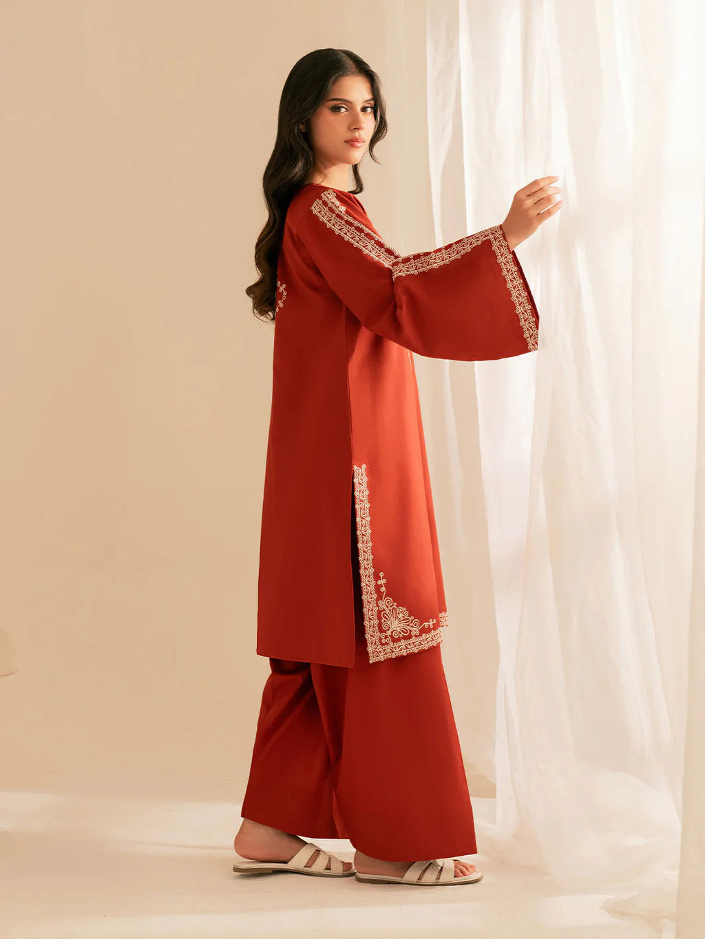 BATIK-2PC DHANAK EMBROIDRED SHIRT WITH DHANAK EMBROIDRED SLEEVES-UR-2704