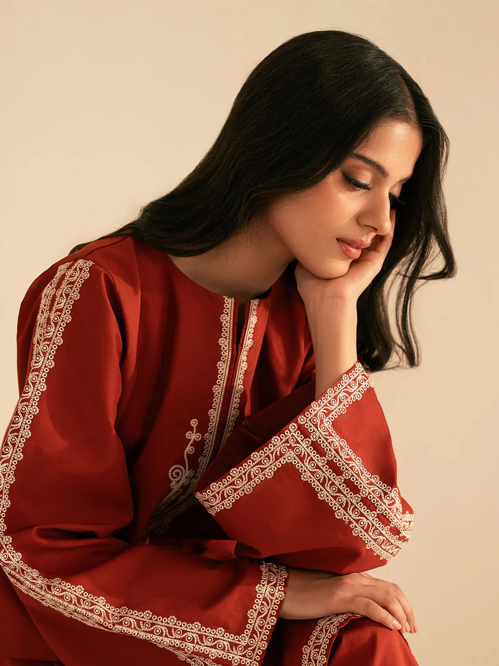BATIK-2PC DHANAK EMBROIDRED SHIRT WITH DHANAK EMBROIDRED SLEEVES-UR-2704