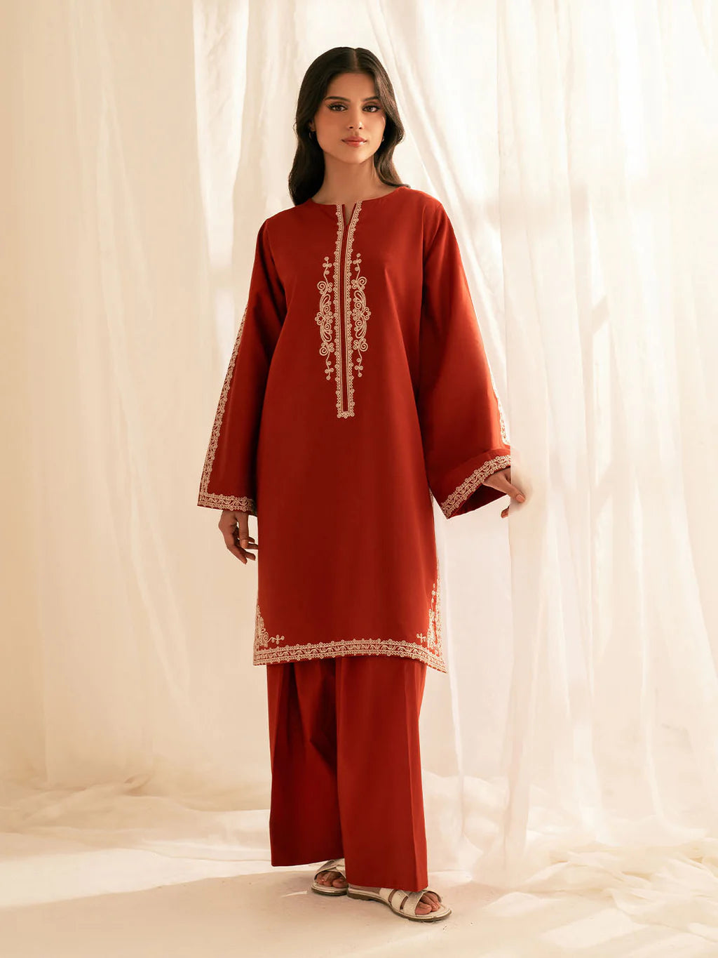 BATIK-2PC DHANAK EMBROIDRED SHIRT WITH DHANAK EMBROIDRED SLEEVES-UR-2704