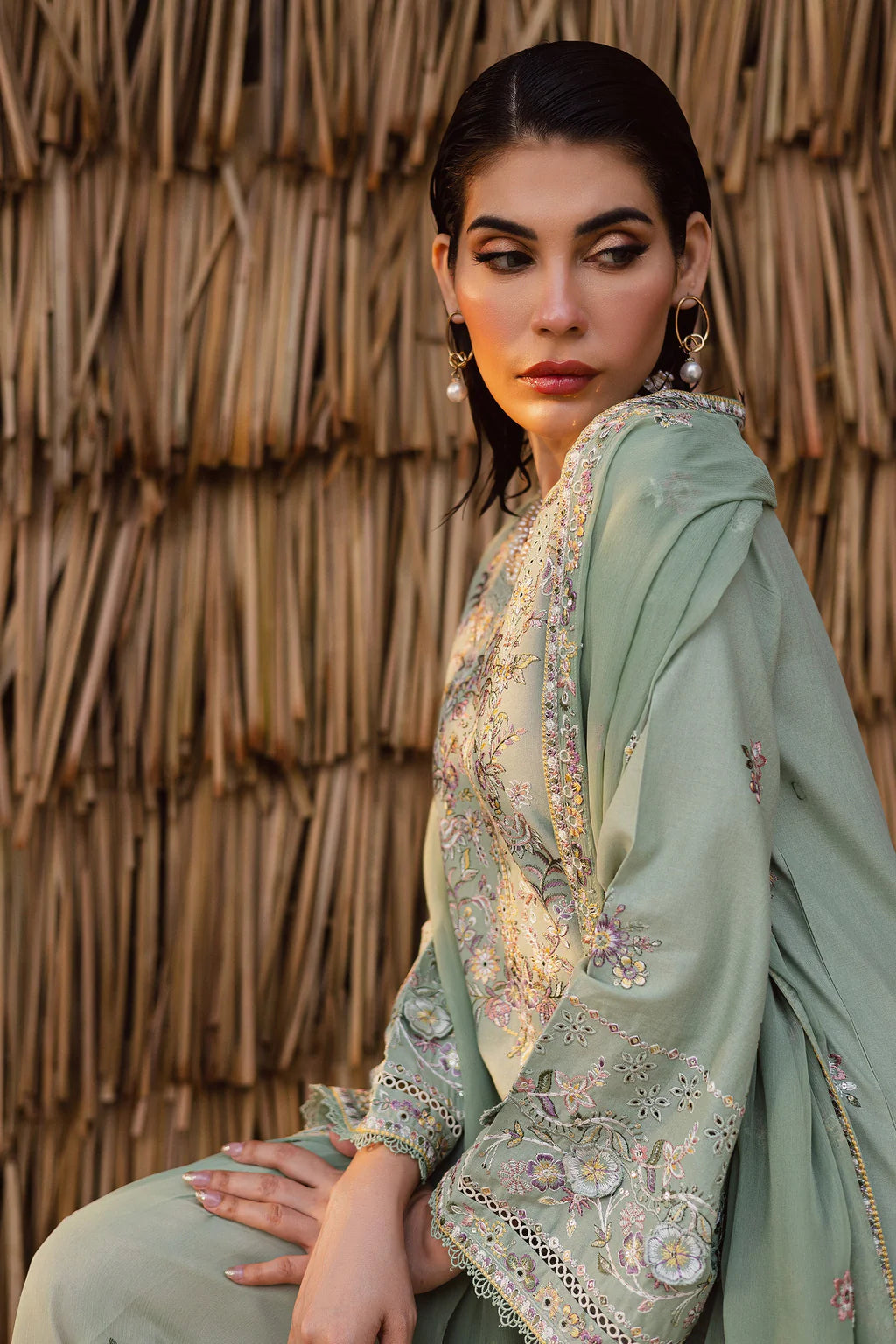 BATIK-3PC LAWN EMBROIDERED SHIRT WITH CHIFFON EMBROIDERED DUPATTA AND EMB TROUSER-UR-3541