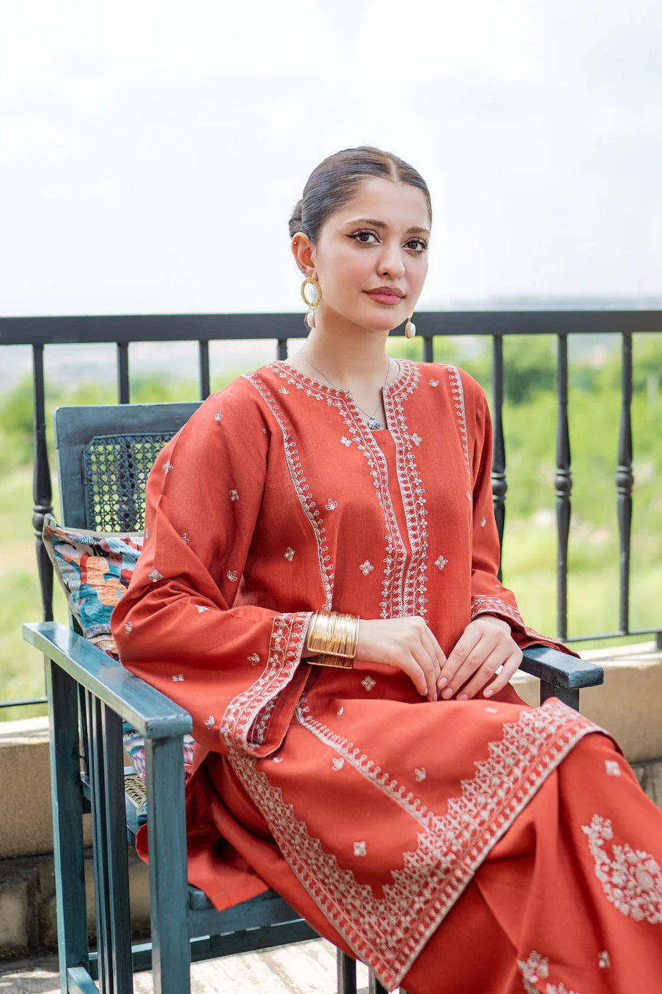 URGE-2PIECE LAWN EMBROIDERED SHIRT WITH LAWN EMBROIDERED TROUSER-UR-222