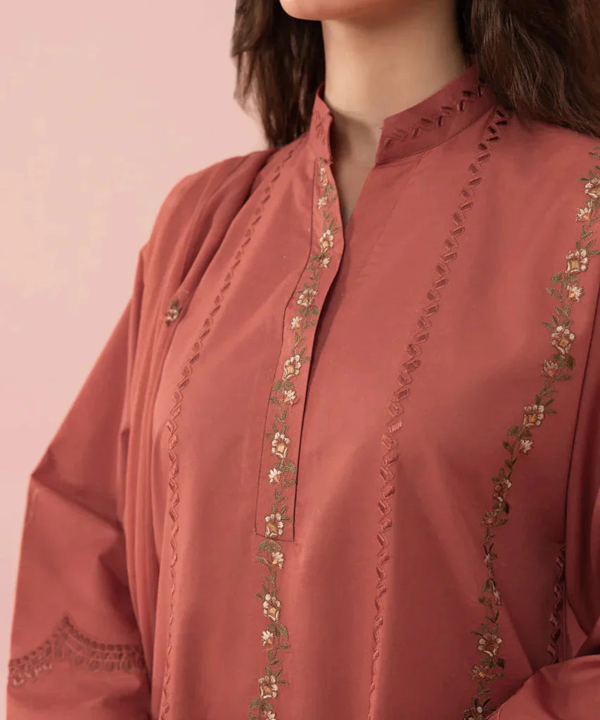 SAPPHIRE -3PC LAWN EMBROIDERED SHIRT WITH BAMBER CHIFFON EMBROIDERED DUPATTA-UR-2519
