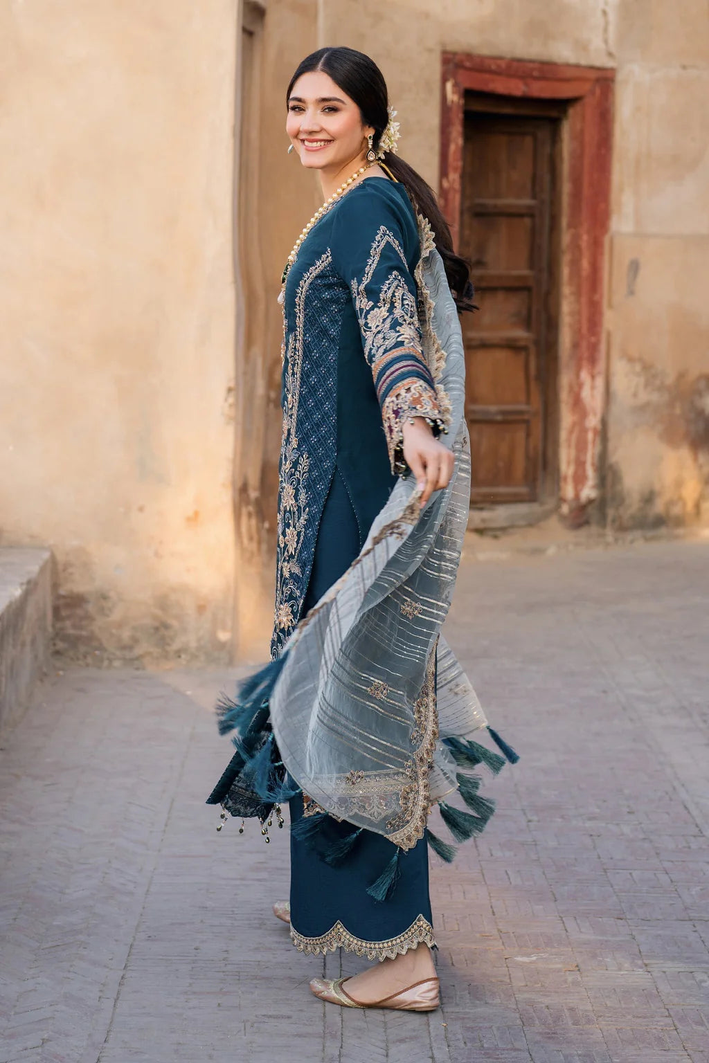 BATIK-3PC DHANAK HEAVY EMBROIDERED SHIRT WITH COTTON NET EMBROIDERED DUPATTA AND EMB TROUSER-UR-4025