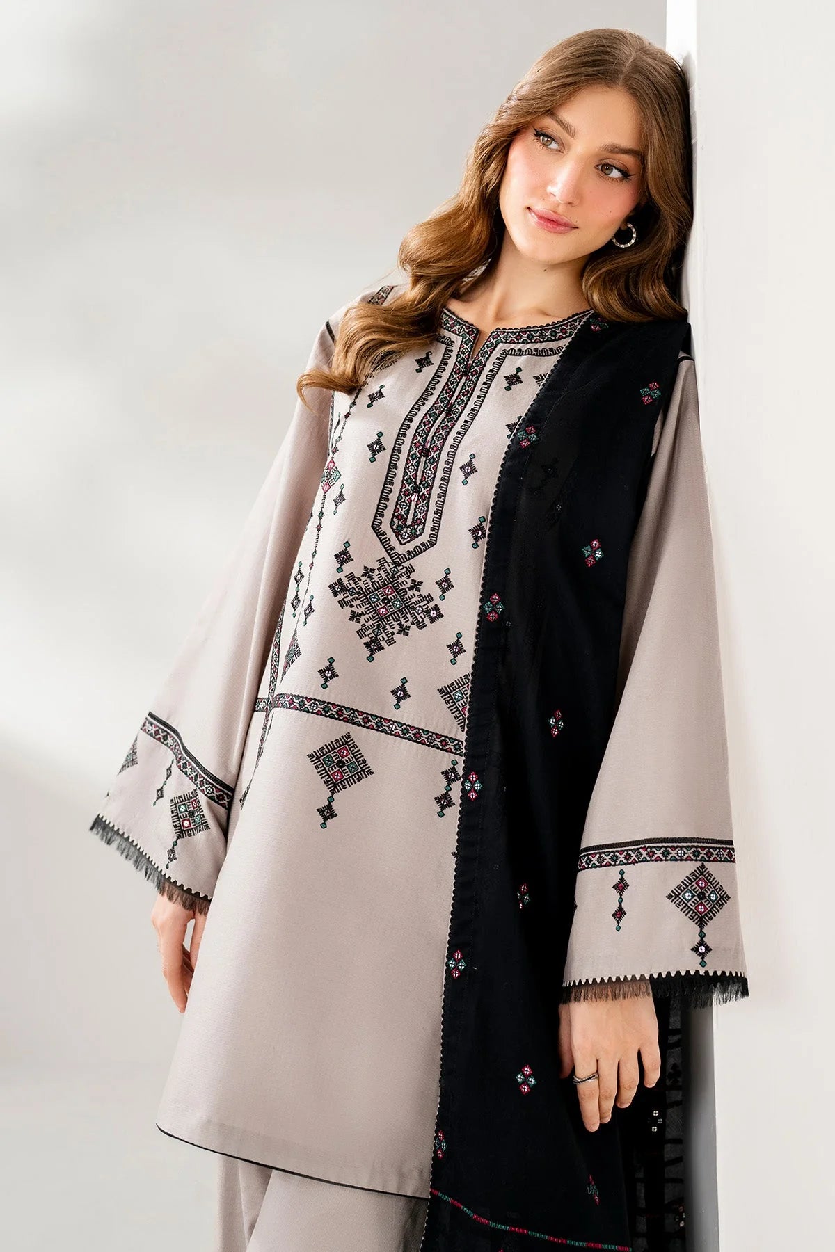 JAZMIN-3PC DHANAK EMBROIDERED SHIRT WITH CHIFFON EMB DUPATTA AND TROUSER-UR-4053