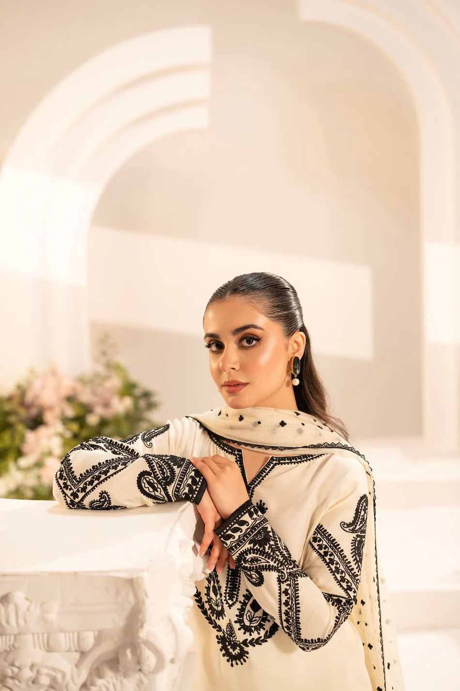 MIRANA-3PC LAWN EMBROIDERED SHIRT WITH KHADDI NET EMBROIDERED DUPATTA & TROUSER-UR-3563