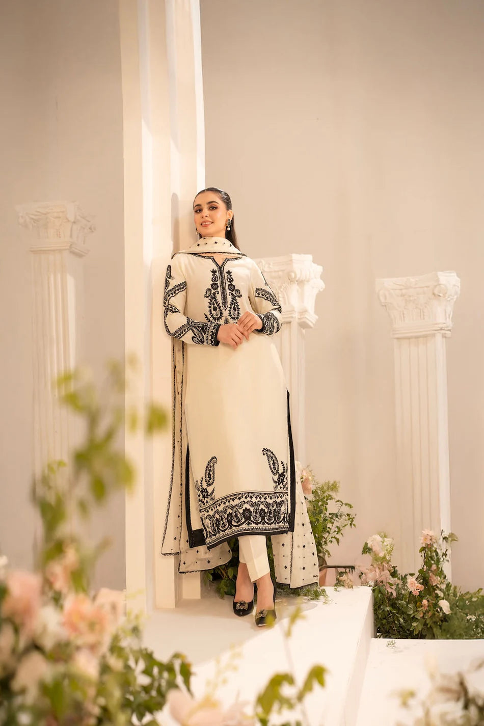 MIRANA-3PC LAWN EMBROIDERED SHIRT WITH KHADDI NET EMBROIDERED DUPATTA & TROUSER-UR-3563