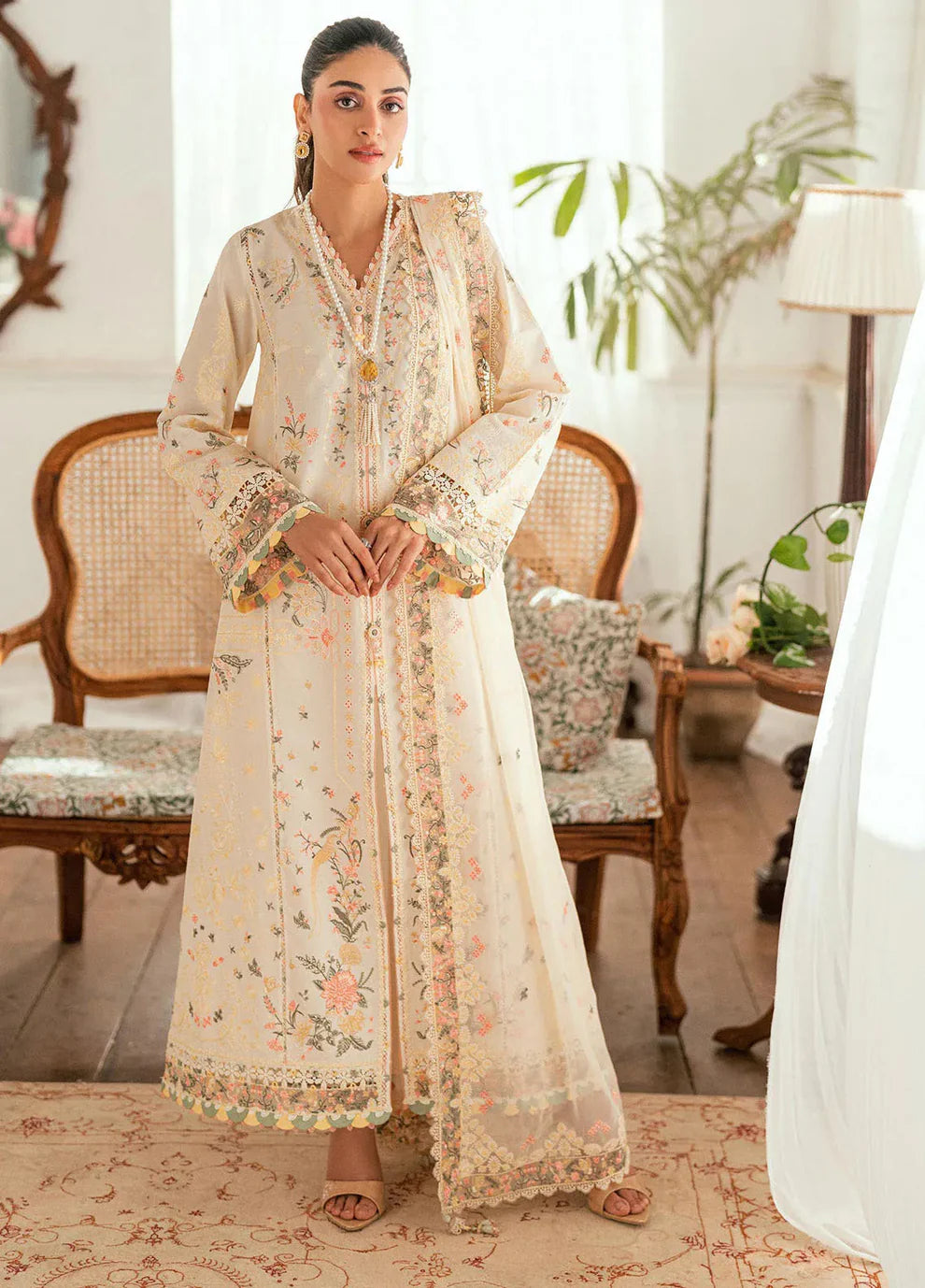QALAMQAR - 3PC LAWN EMBROIDERED SHIRT WITH ORGANZA EMBROIDERED DUPATTA AND TROUSER-UR-3255