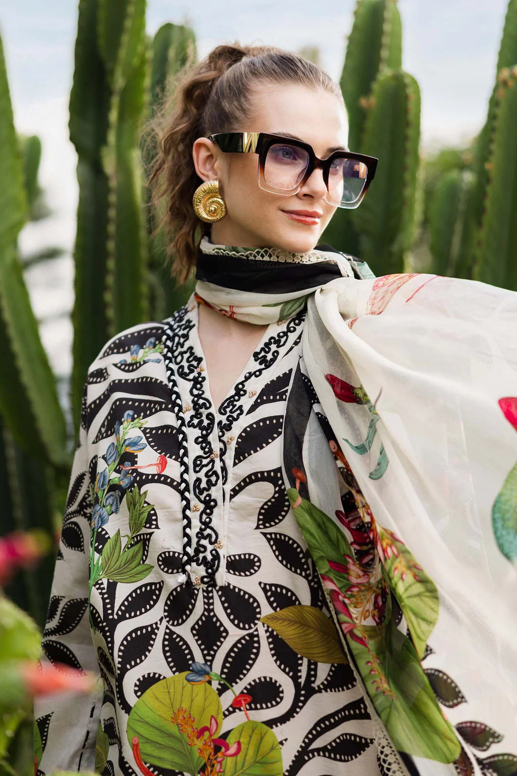 MARIA.B-3PC LAWN DIGITAL PRINTED EMB SHIRT WITH SILK PRINTED DUPATTA AND DYED TROUSER-UR-514
