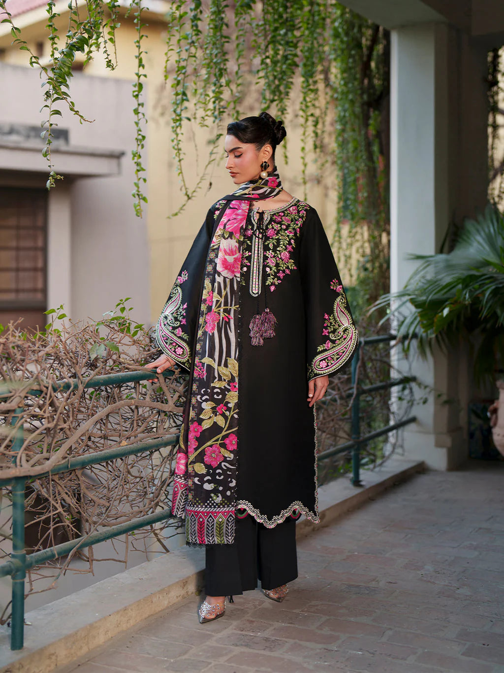 MAHNUR-3PIECE LAWN EMBROIDERED SHIRT WITH CHIFFON PRINTED DUPATTA AND TROUSER-UR-4591