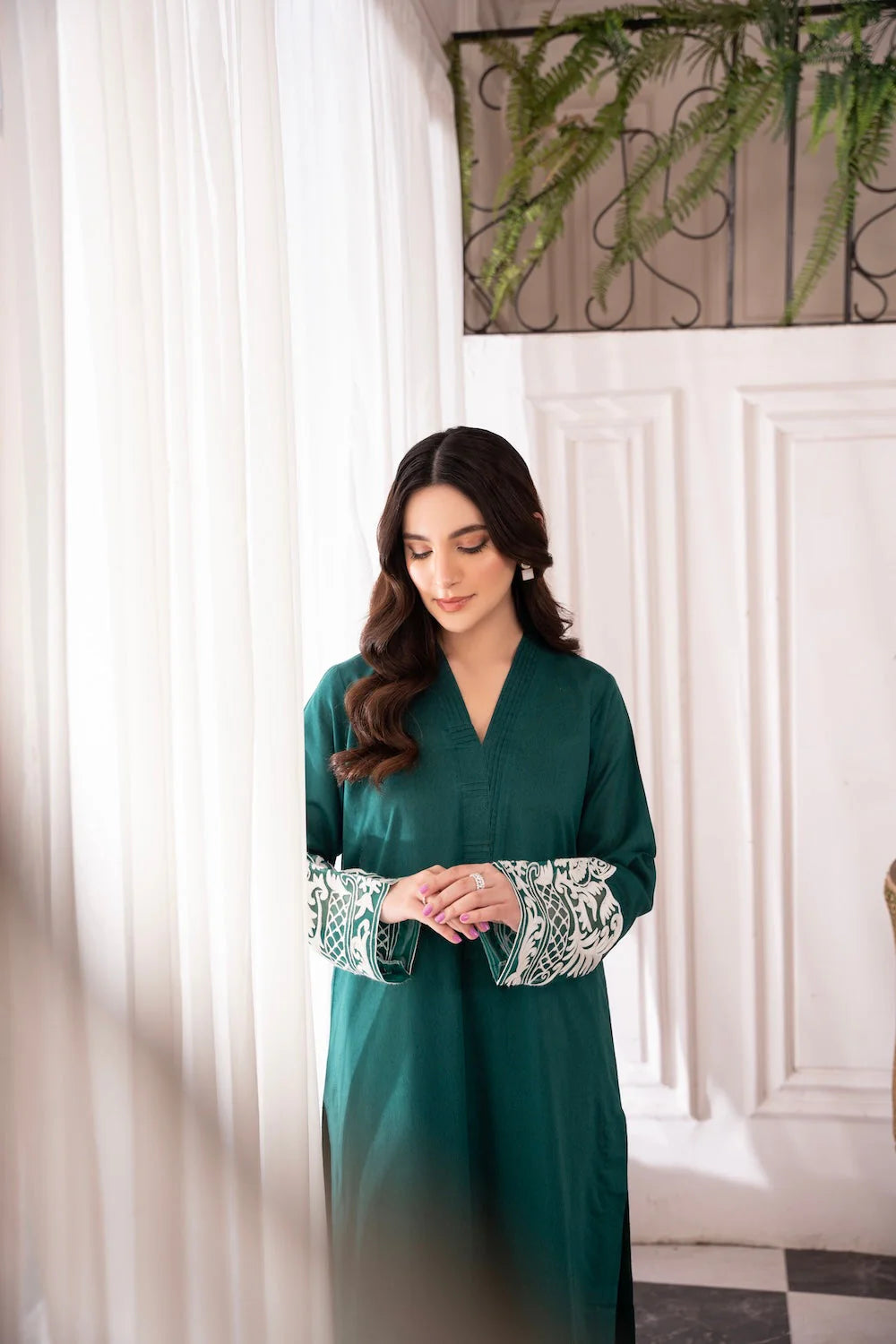 Asim Jofa-Lawn 3pc Embroidered Shirt With Bamber Chiffon Dupatta & Trouser-UR-2507