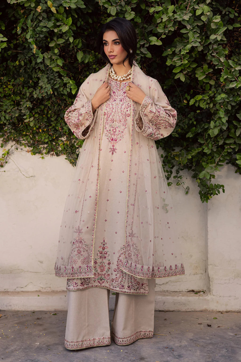 BATIK-3PC LAWN EMBROIDERED WITH ORGANZA EMBROIDERED DUPATTA & TROUSER-UR-3631