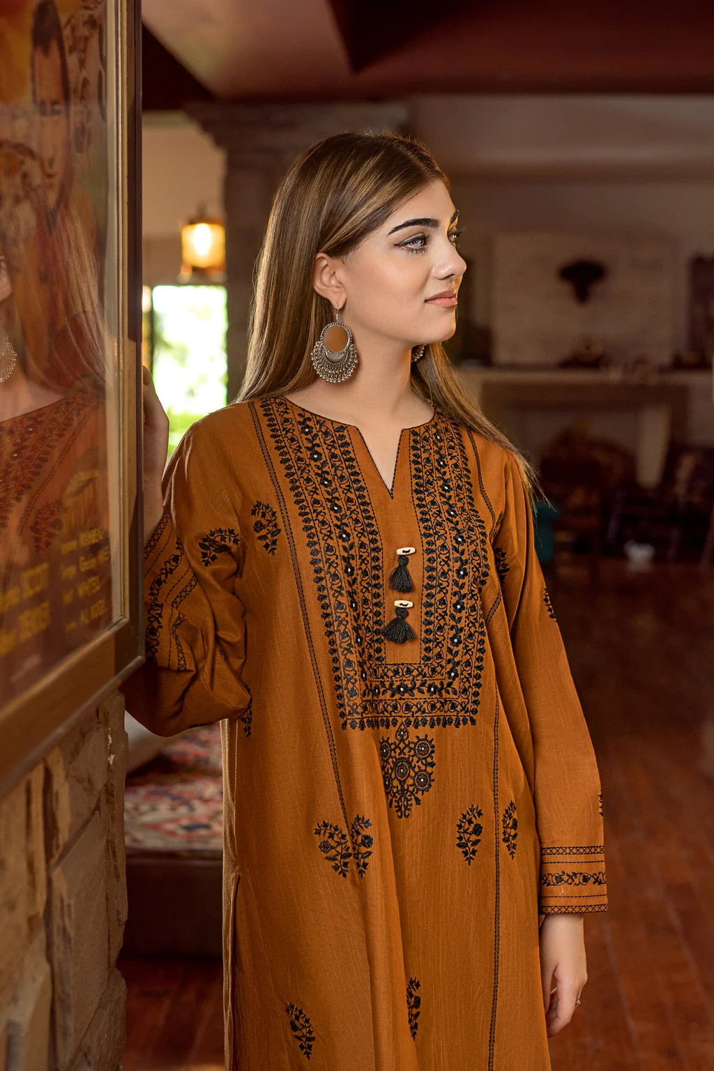 URGE-2PC DHANAK EMBROIDERED SHIRT AND EMBROIDRED TROUSER-UR-2645