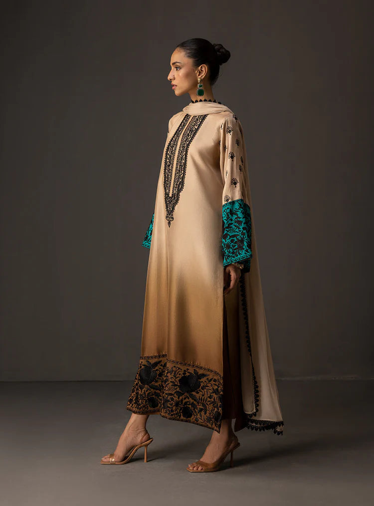 ZAINAB CHOTANI-3PC SHAMOZ SILK PRINT EMBROIDERED SHIRT WITH SOFT SILK PRINT DUPATTA & SILK TROUSER-UR-1903