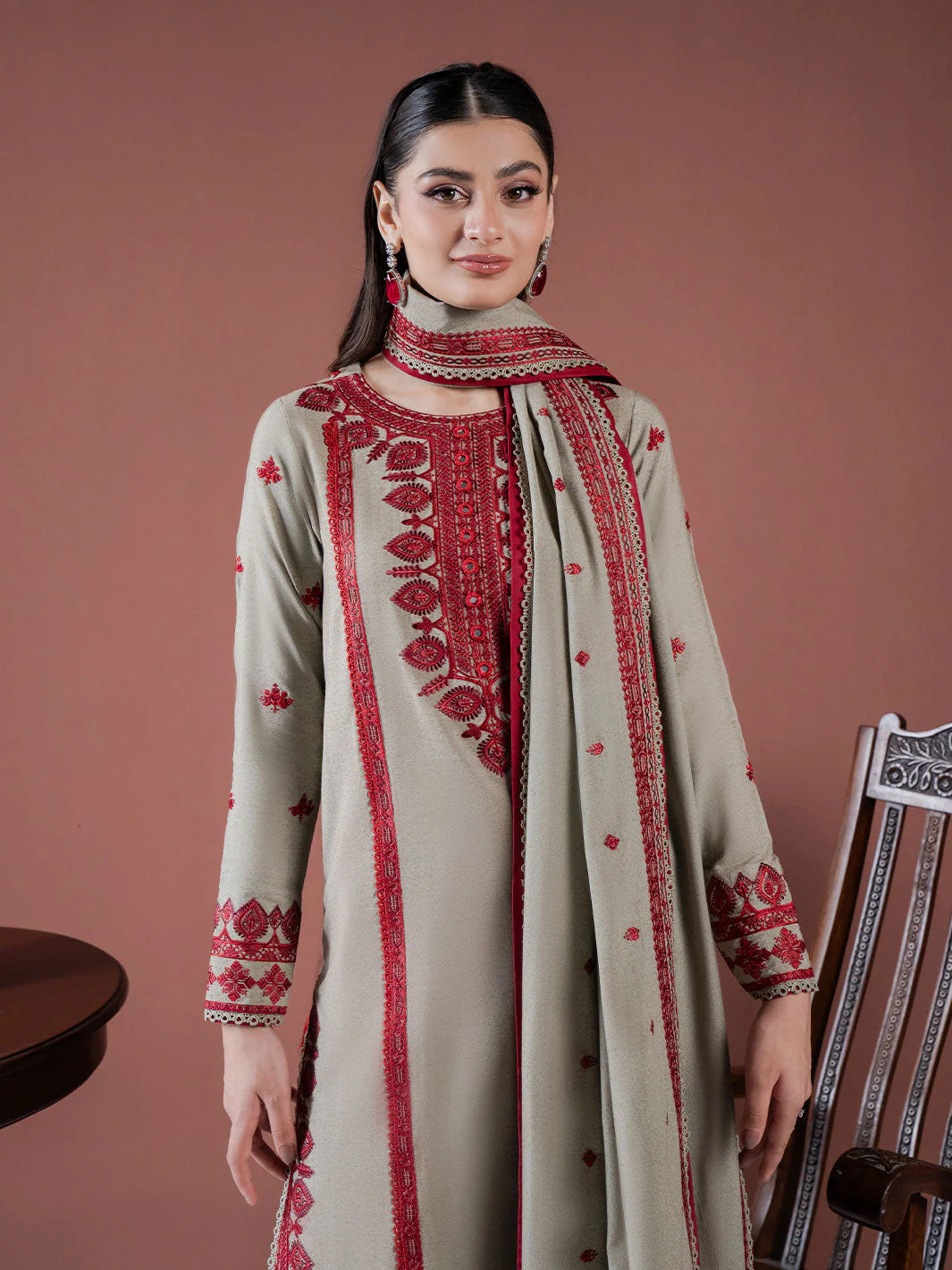 Asim Jofa-Lawn 3pc Embroidered Shirt With Lawn Embroidered Dupatta & Embroidered Trouser-UR-2505