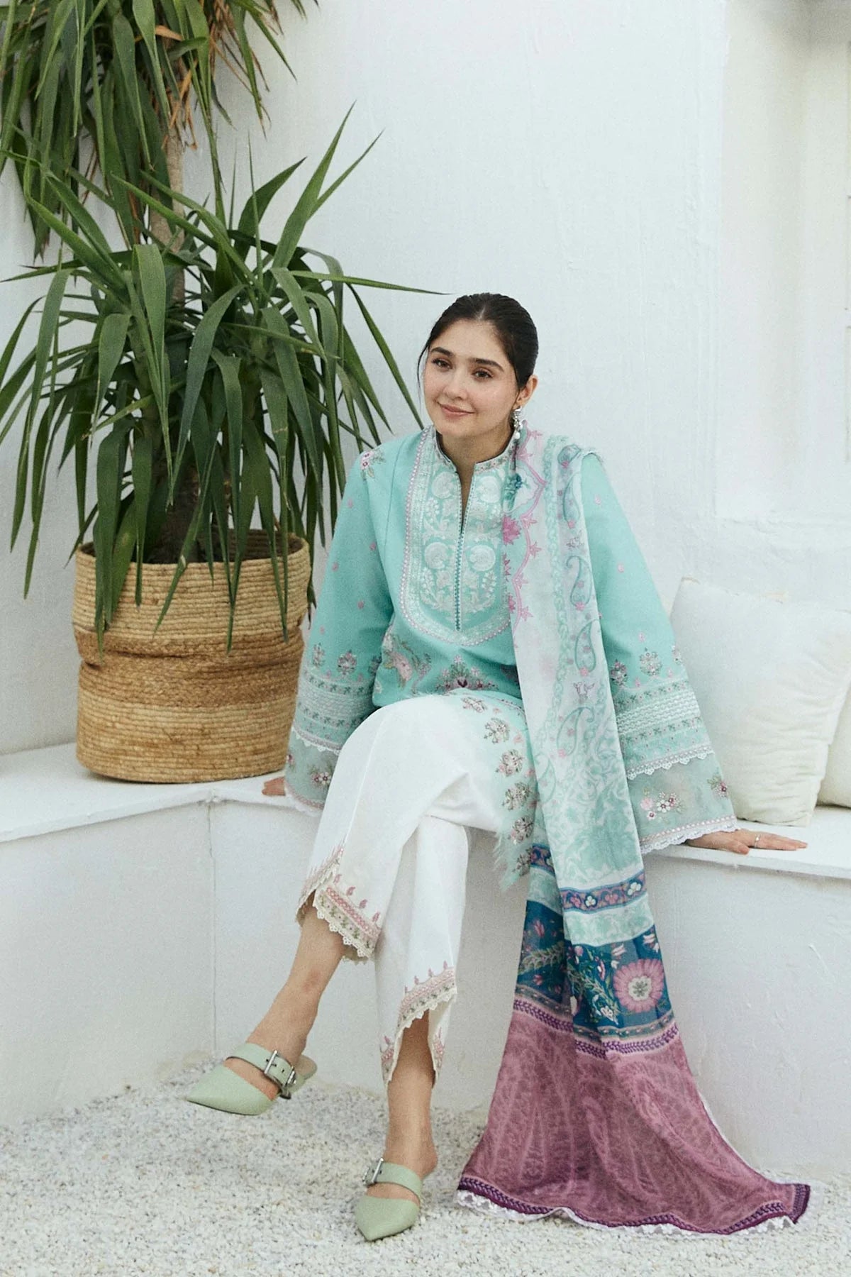 ZAHRA SHAHJAHAN- 3PC LAWN EMBROIDERED SHIRT WITH MONARK PRINT DUPATTA-UR-2569
