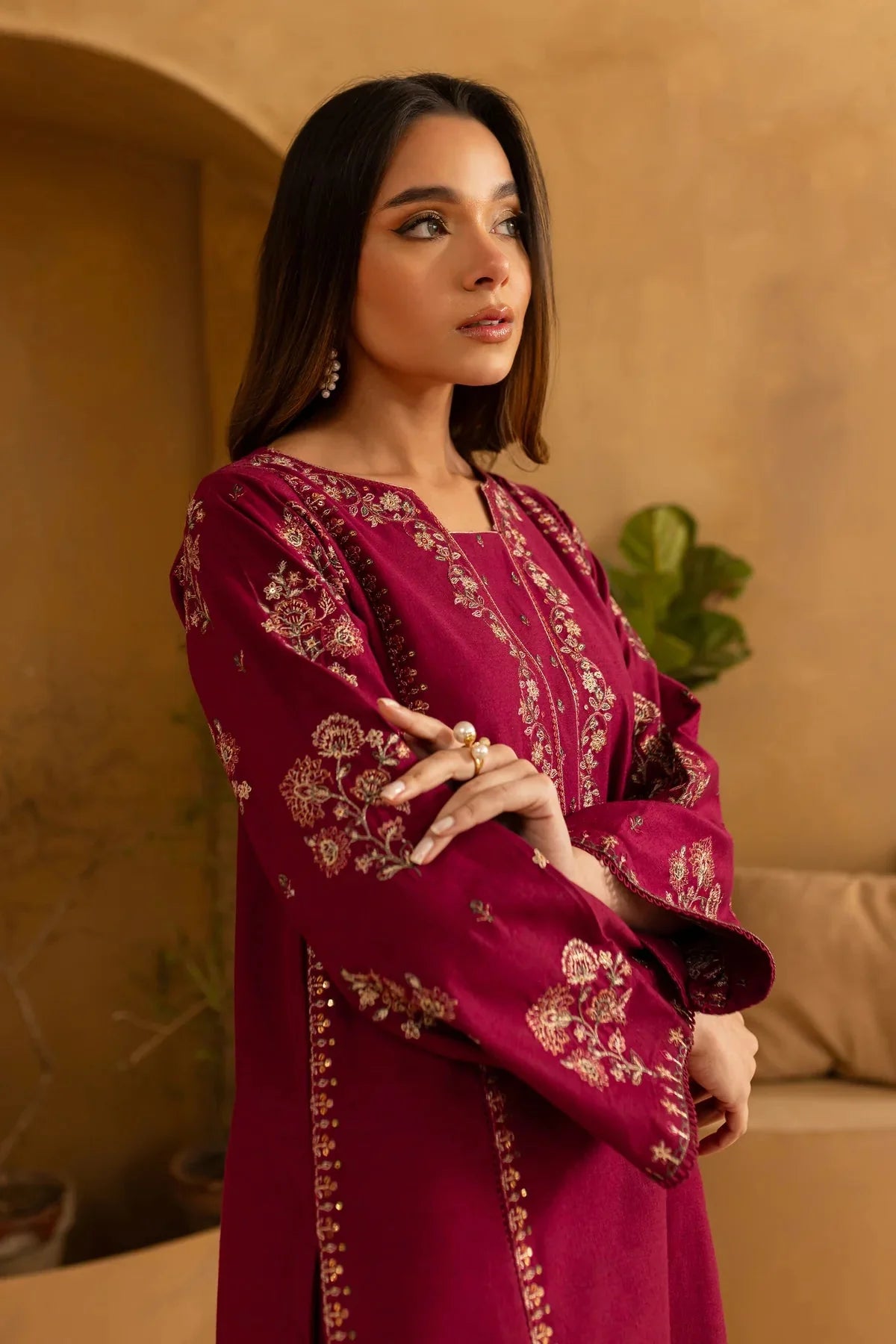 BATIK-2PC LAWN EMBROIDRED SHIRT WITH LAWN EMBROIDRED TROUSER-UR-2605