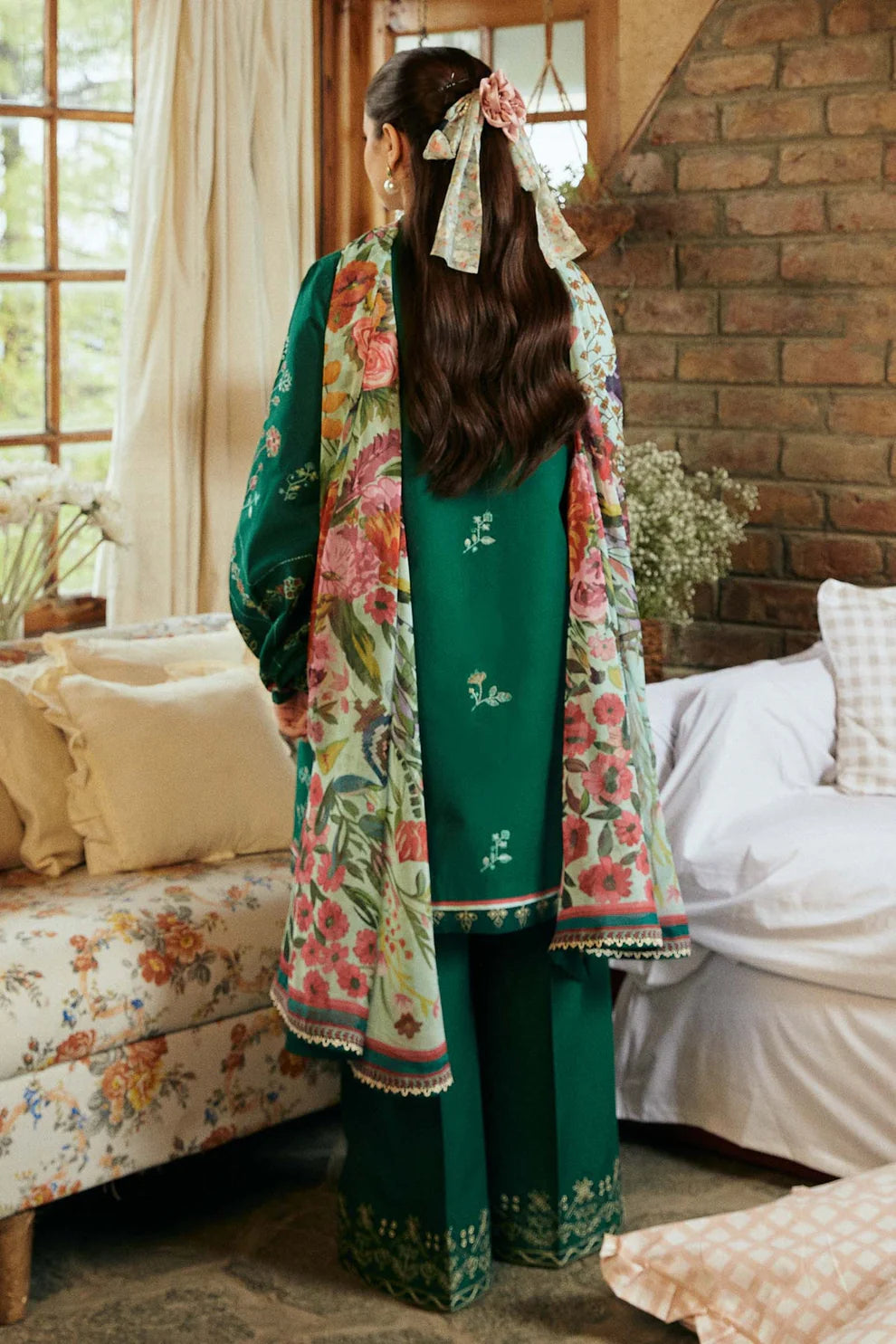ZARA SHAHJAHAN-3PC LAWN EMBROIDERED SHIRT WITH MONARK PRINT DUPATTA & EMBROIDERED TROUSERZARA SHAHJAHAN-3PC LAWN EMBROIDERED SHIRT WITH MONARK PRINT DUPATTA & EMBROIDERED TROUSER-UR-2546