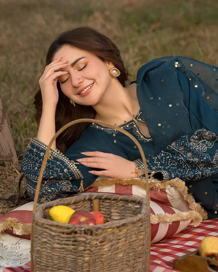 JADE-3PC LAWN EMBROIDERED SHIRT WITH ORGANZA EMBROIDERED DUPATTA AND TROUSER-UR-3612